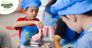 Kenapa Anak Harus Coba Studio Slime Minimal Sekali? Ini Alasannya